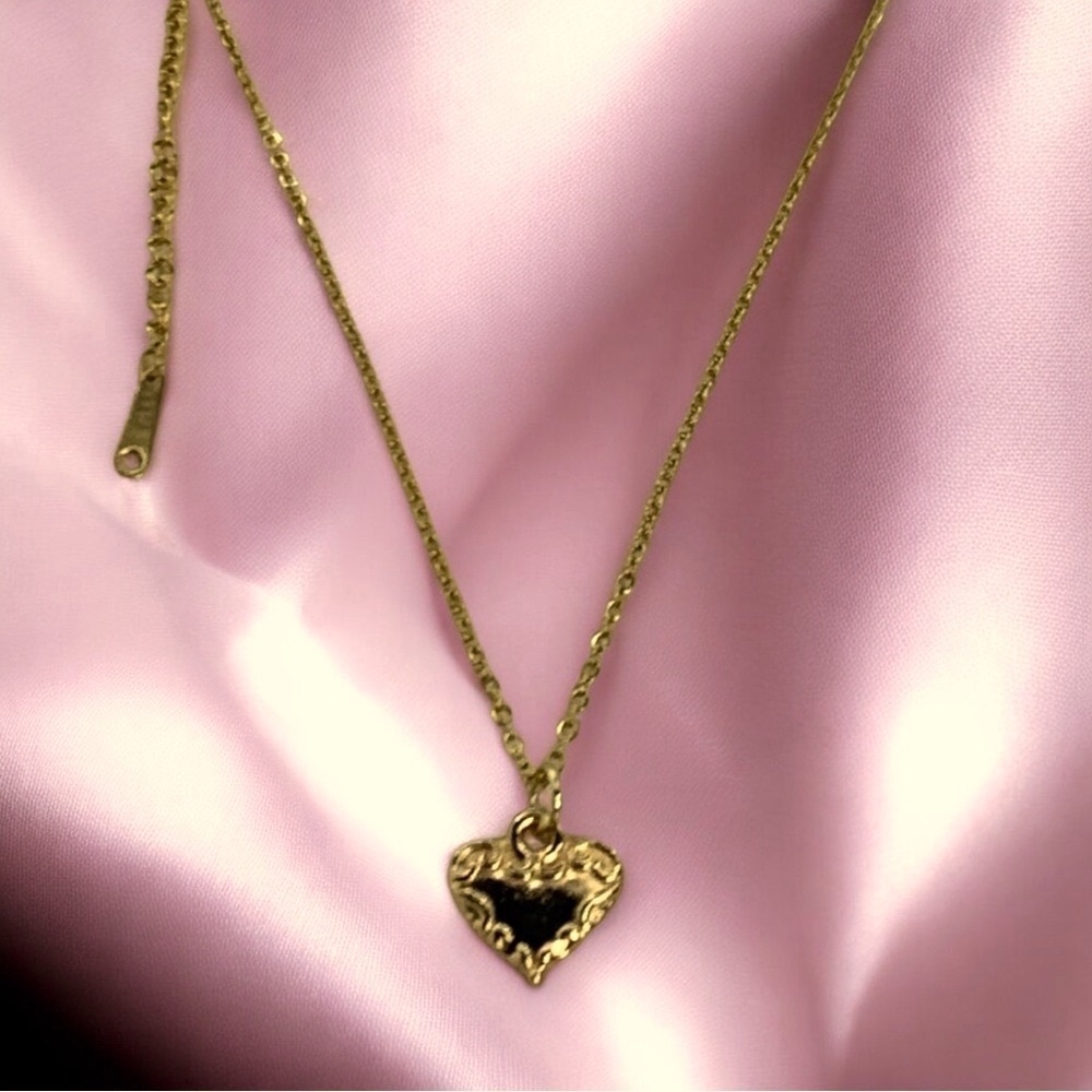 Heart Gold Tone Double Sided With Scrollwork Heart Pendant Necklace Valentine - Picture 4 of 5